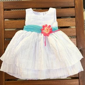 Girls dress